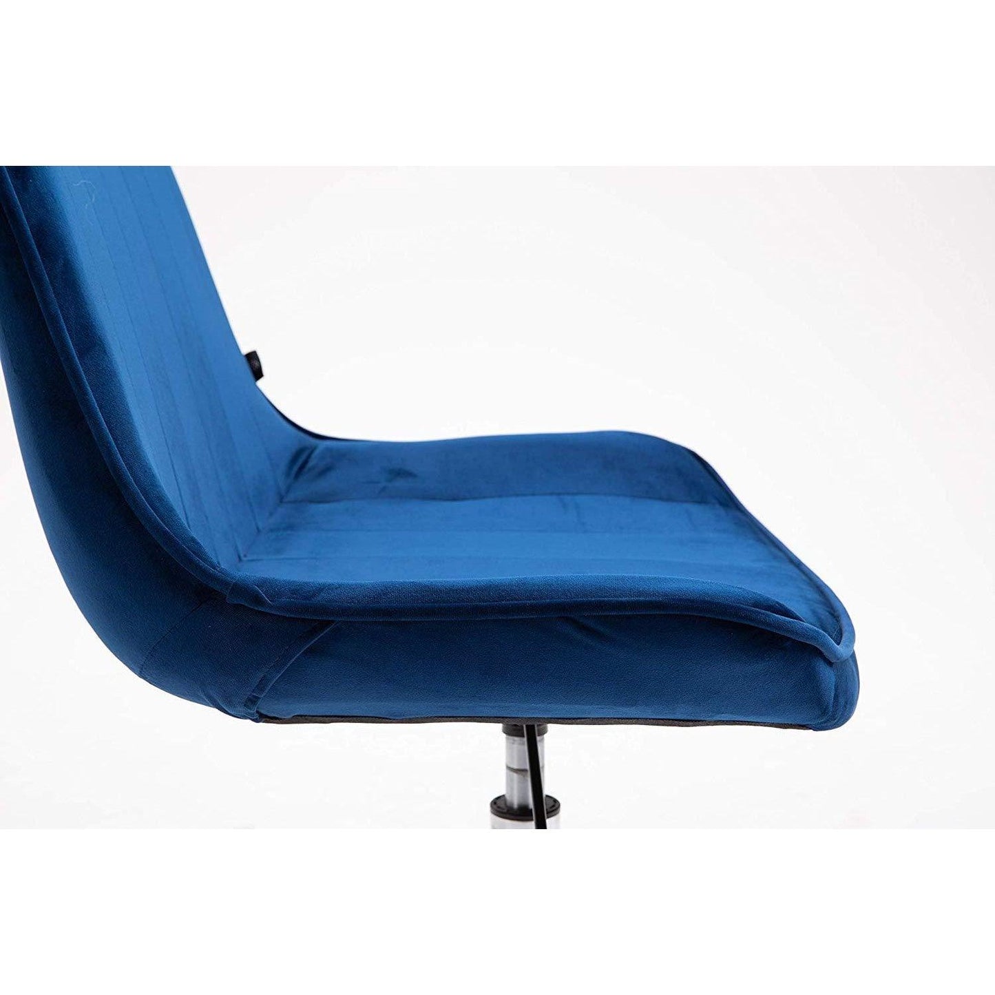 Chaise de bureau pivotante en velours bleu saphir Cala avec base chromée