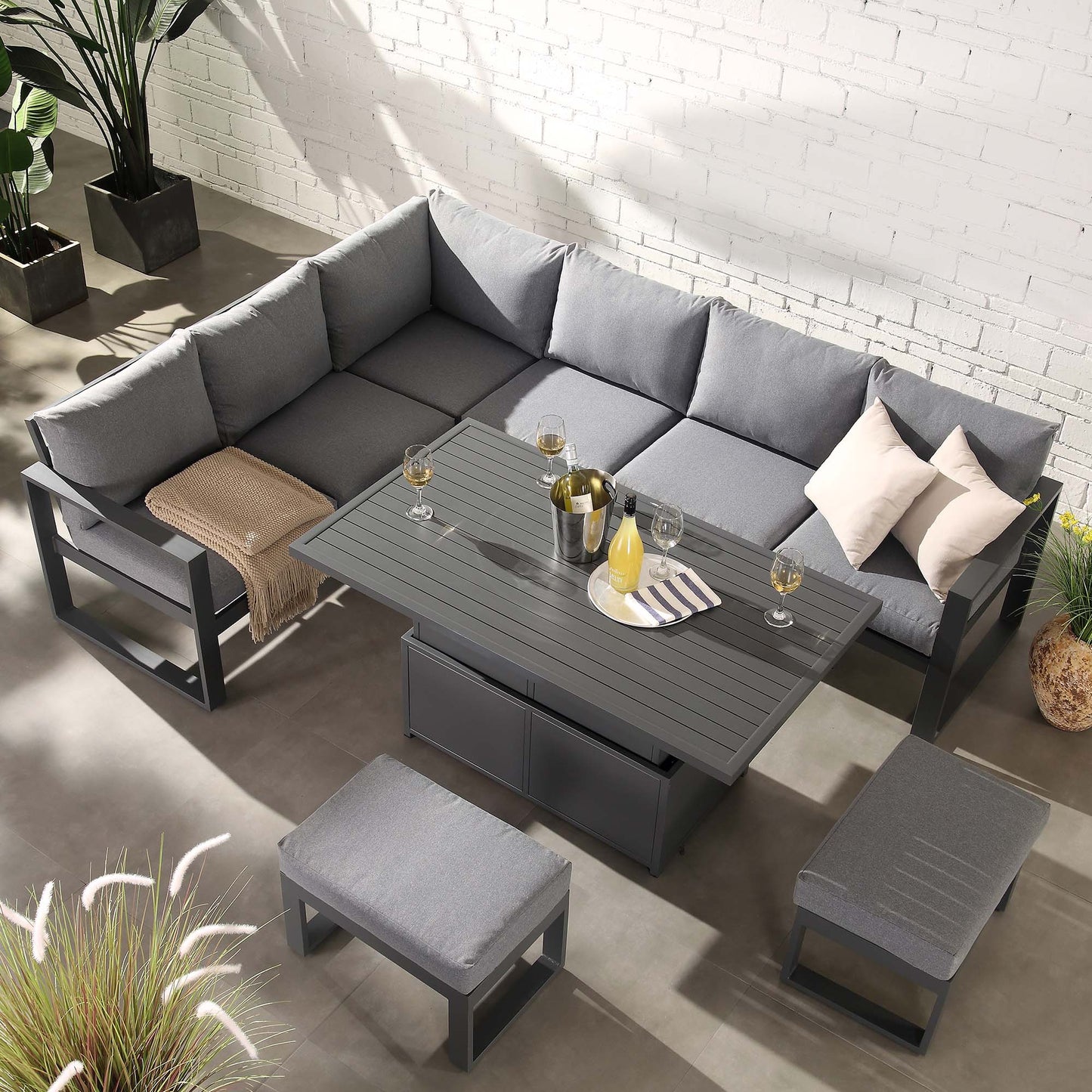 Ensemble de salle à manger d'angle décontracté Albany en aluminium avec table relevable, gris