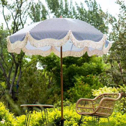 Parasol à franges inclinable à rayures bleues et blanches Gabriel