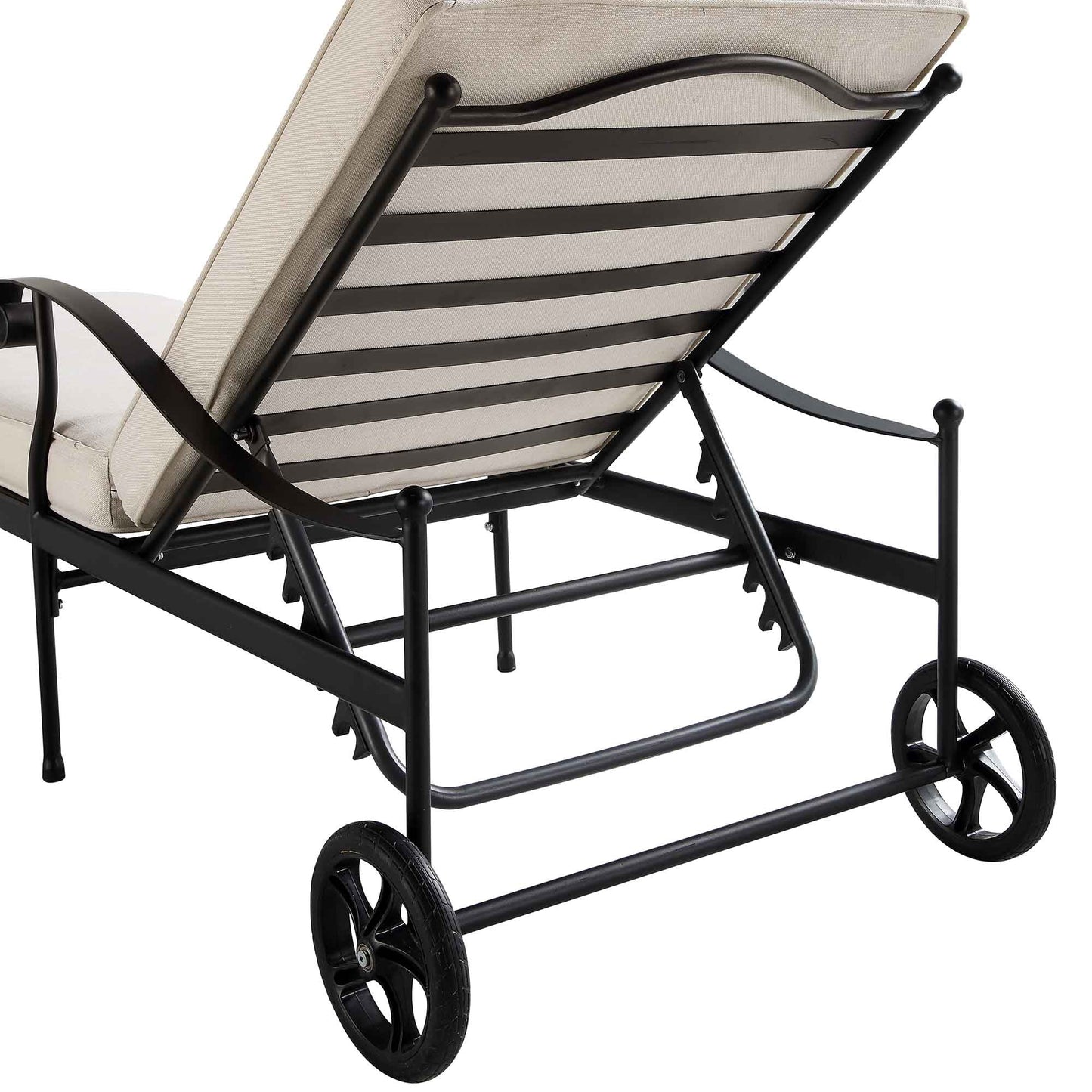 Chaise longue en métal Haymes avec roulettes