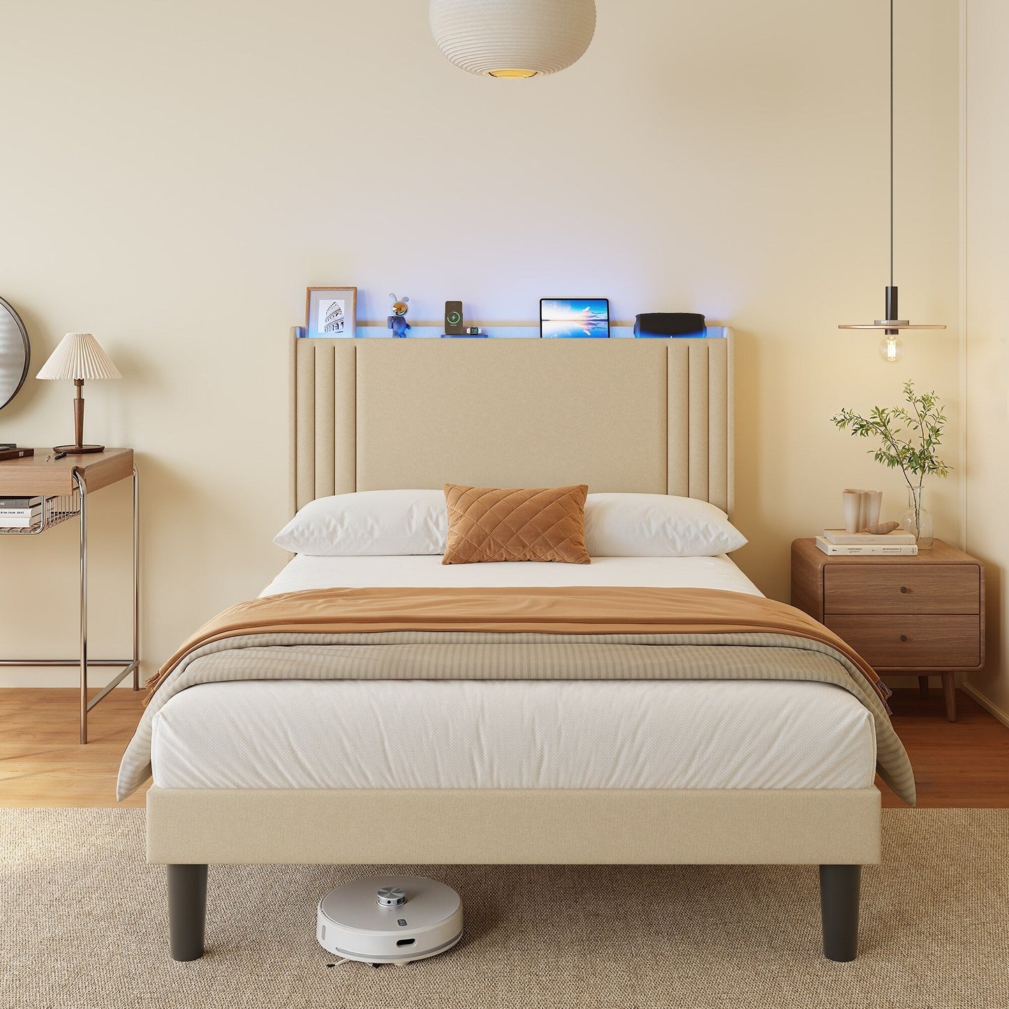 Lit Queen/Full à tête de lit capitonnée à canaux verticaux et dossier à oreilles