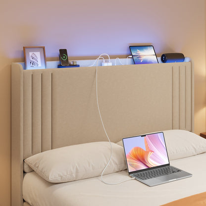 Lit Queen/Full à tête de lit capitonnée à canaux verticaux et dossier à oreilles