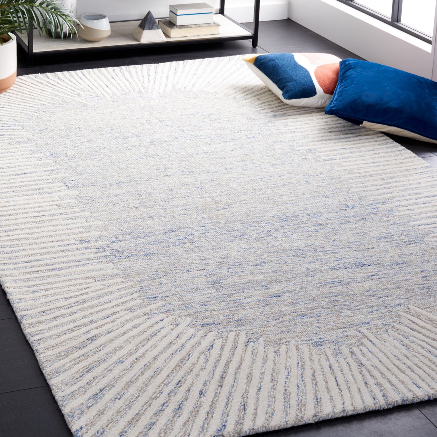 Tapis moderne en laine abstrait Sofoula fait main SAFAVIEH