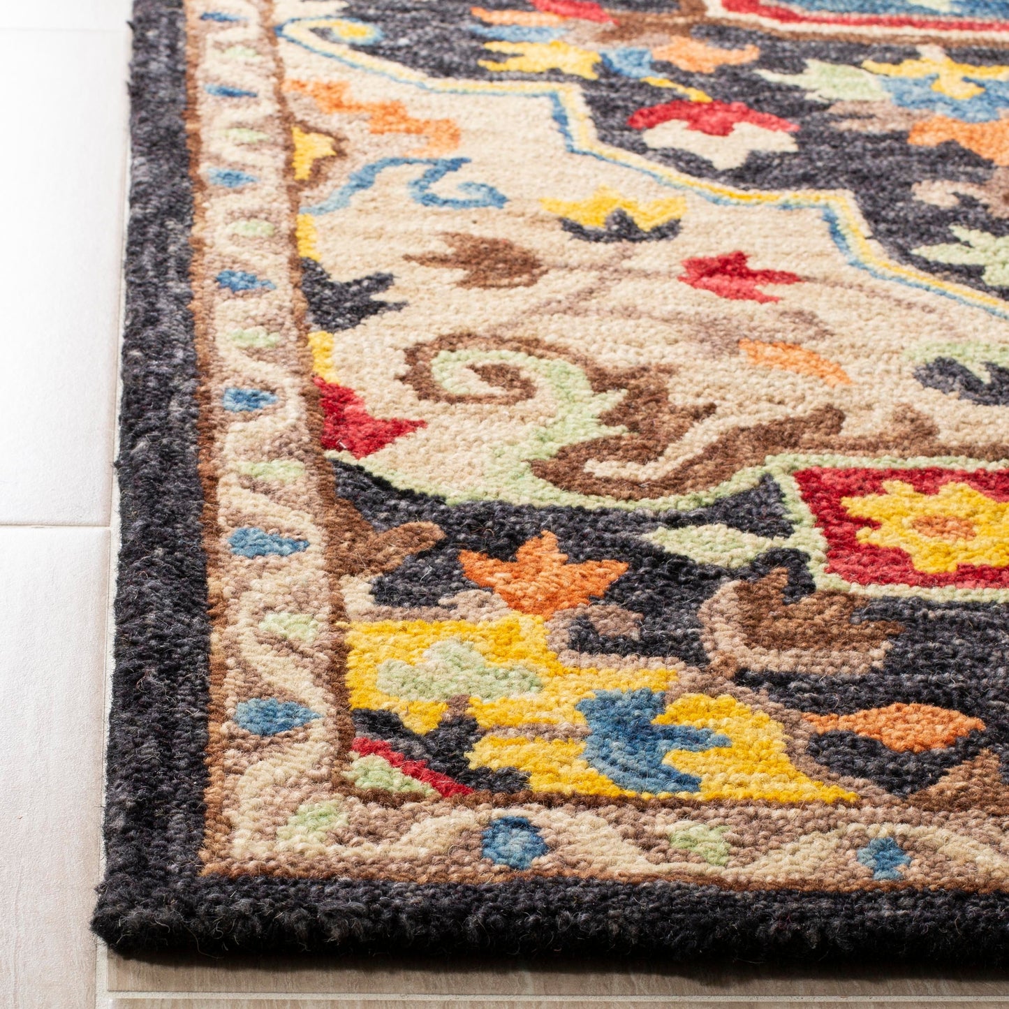 Tapis en laine Aspen Rosmarie Boho Tribal fait main SAFAVIEH