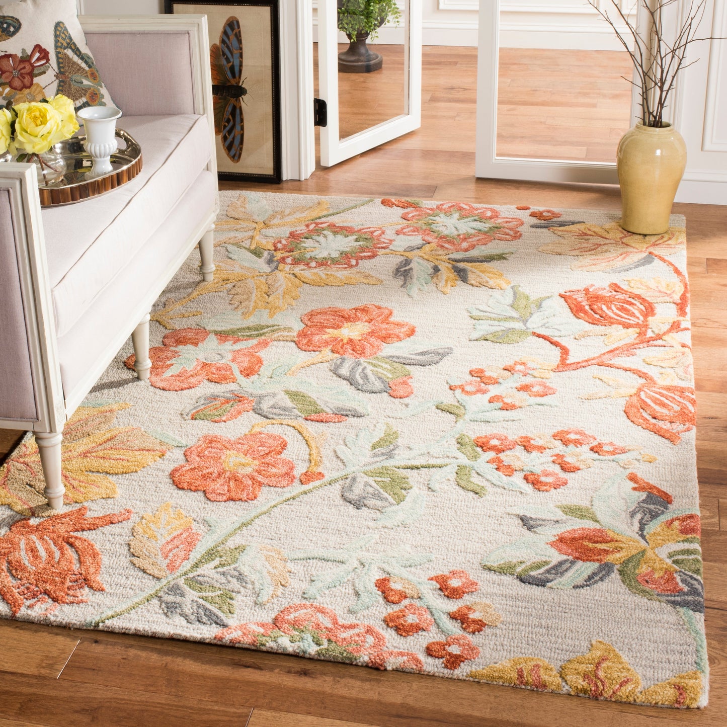 Tapis en laine moderne à motif floral SAFAVIEH fait main Blossom Hysnije