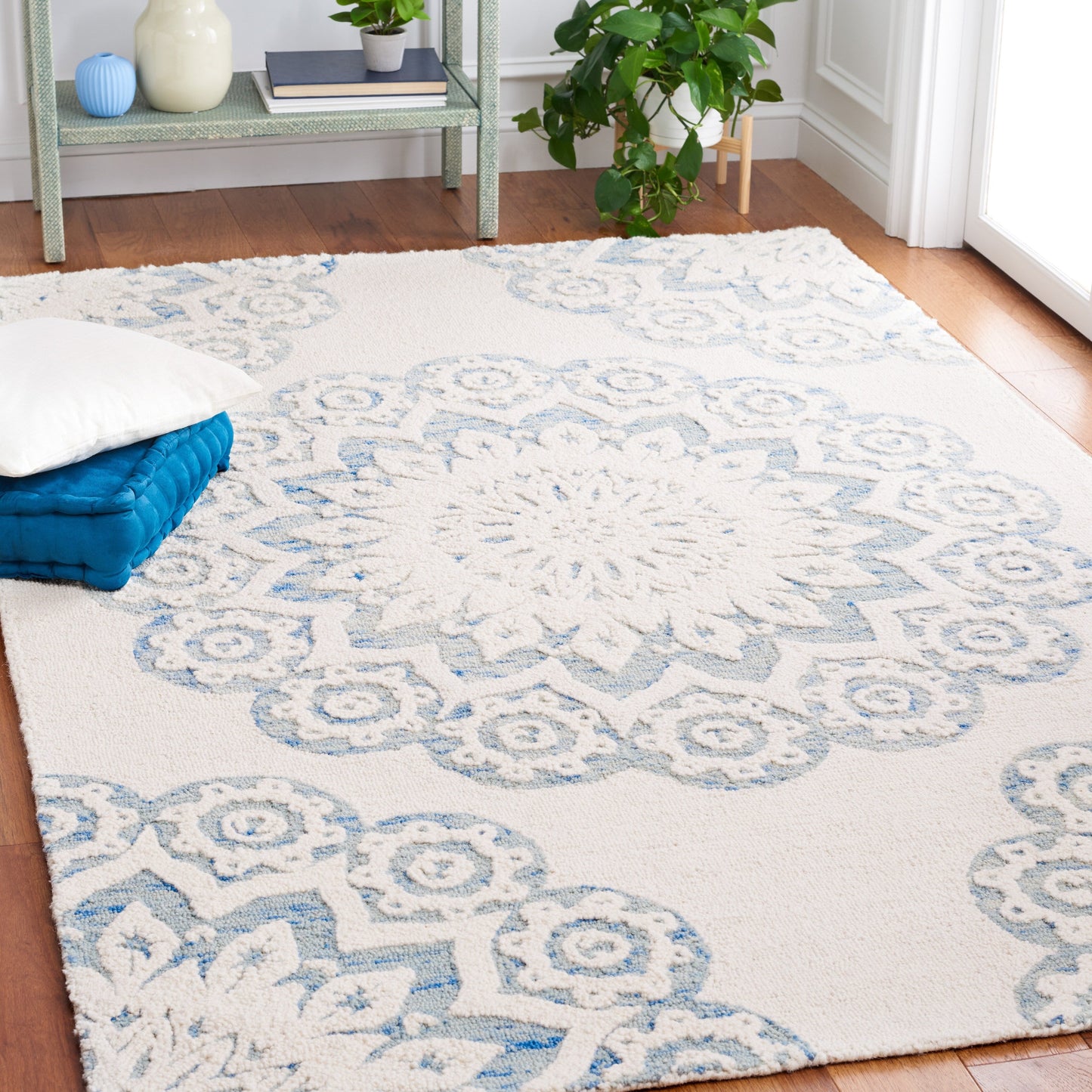 Tapis en laine SAFAVIEH Blossom Oriella fait main, motif floral moderne