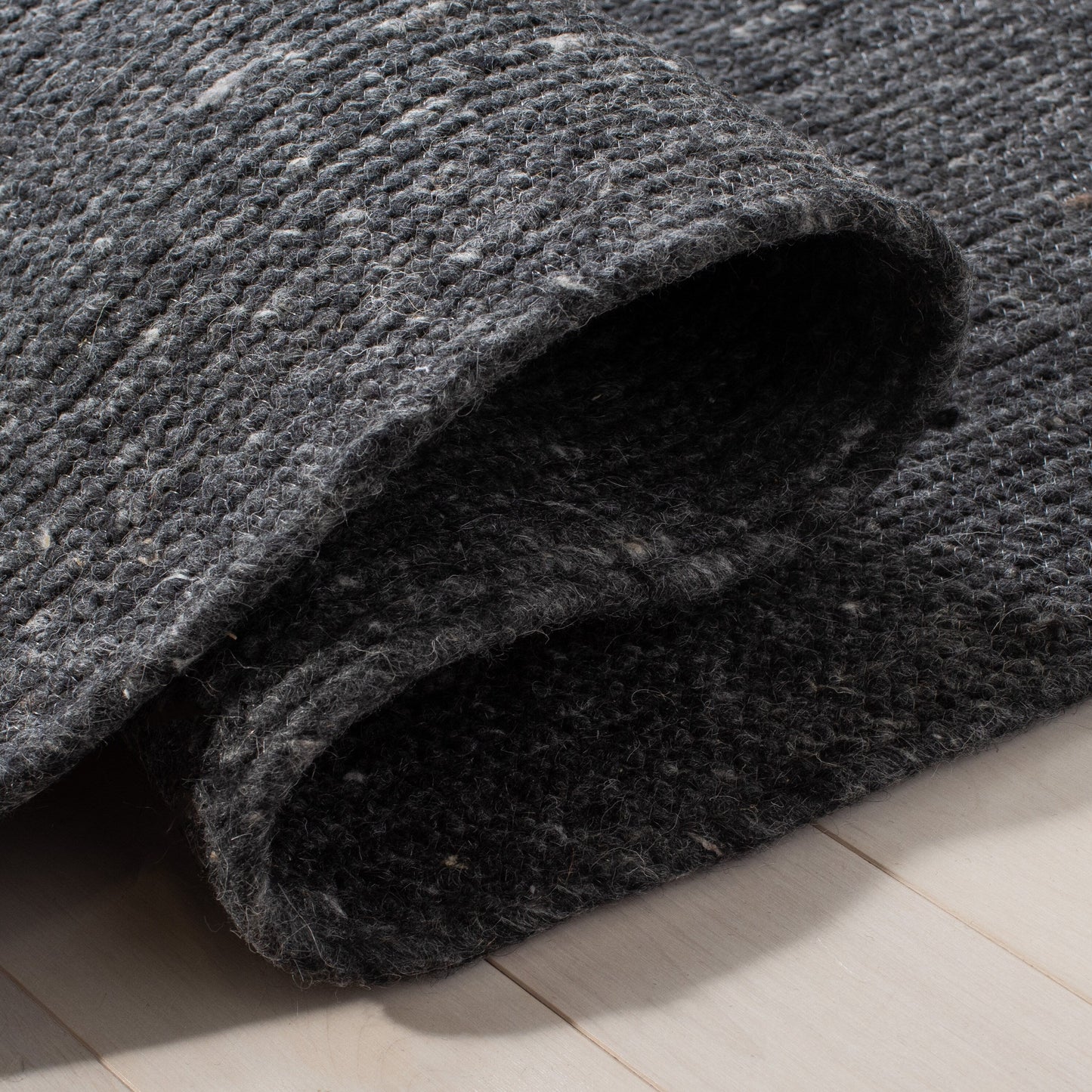 Tapis de campagne tressé à la main SAFAVIEH en laine