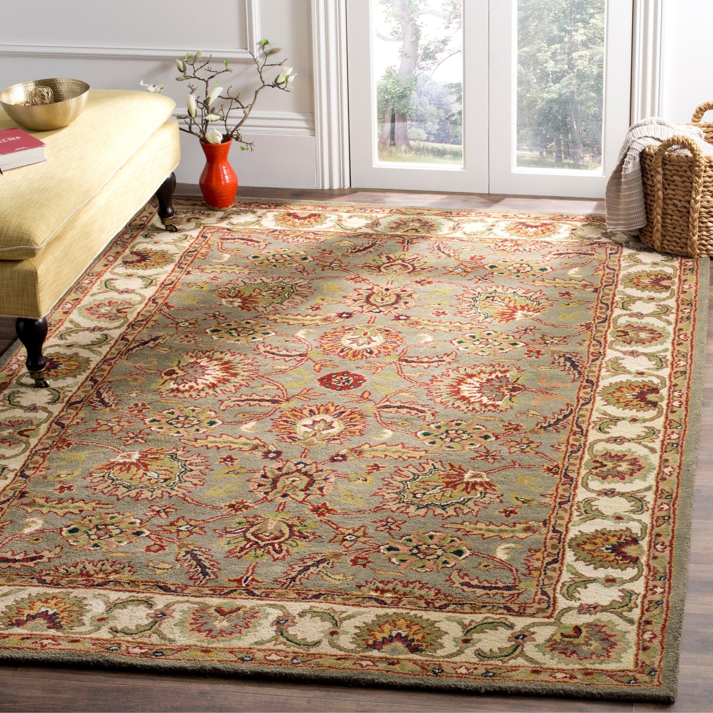 Tapis traditionnel oriental classique Juliya en laine SAFAVIEH fait main