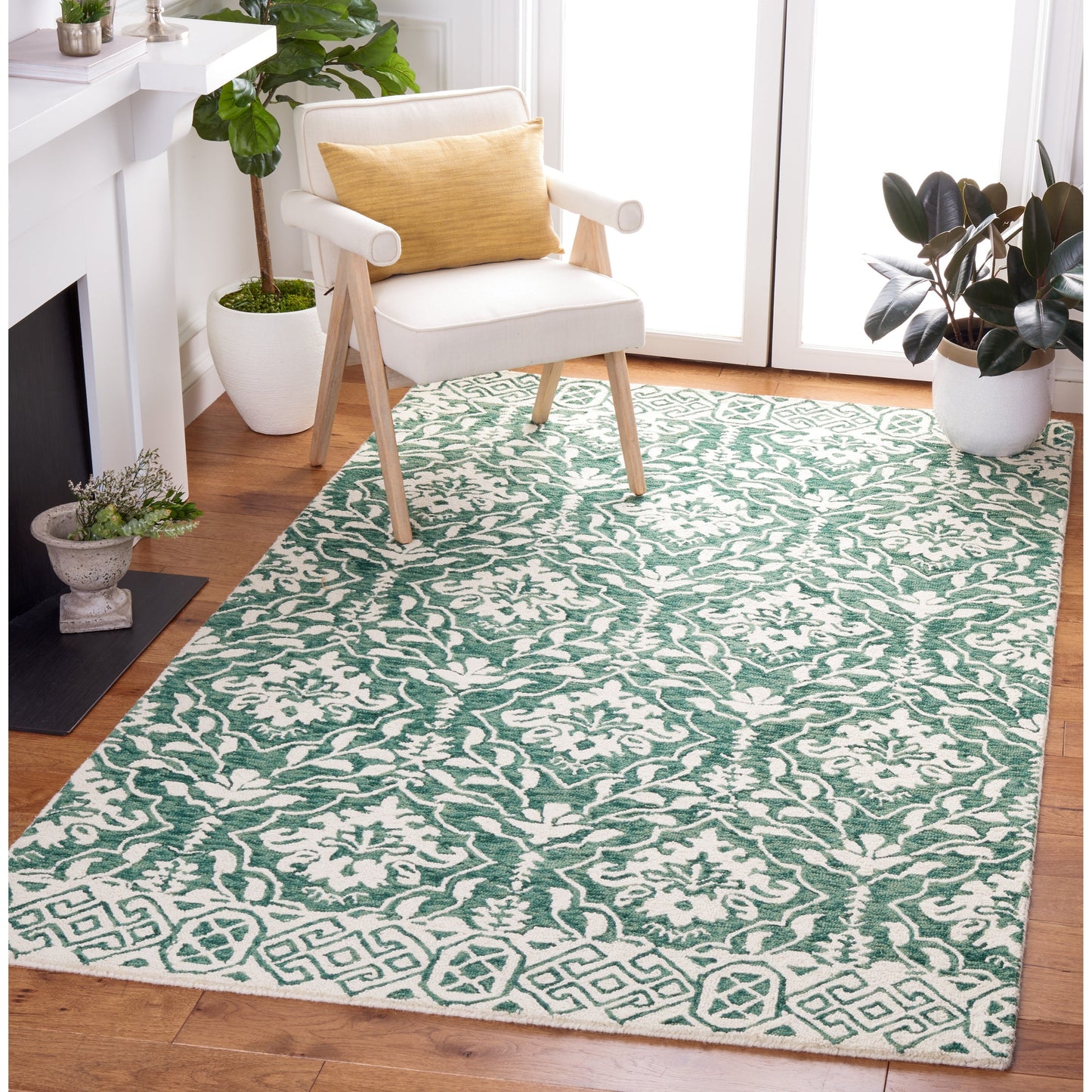 Tapis en laine Elvedina à motif floral, teint à la main par SAFAVIEH