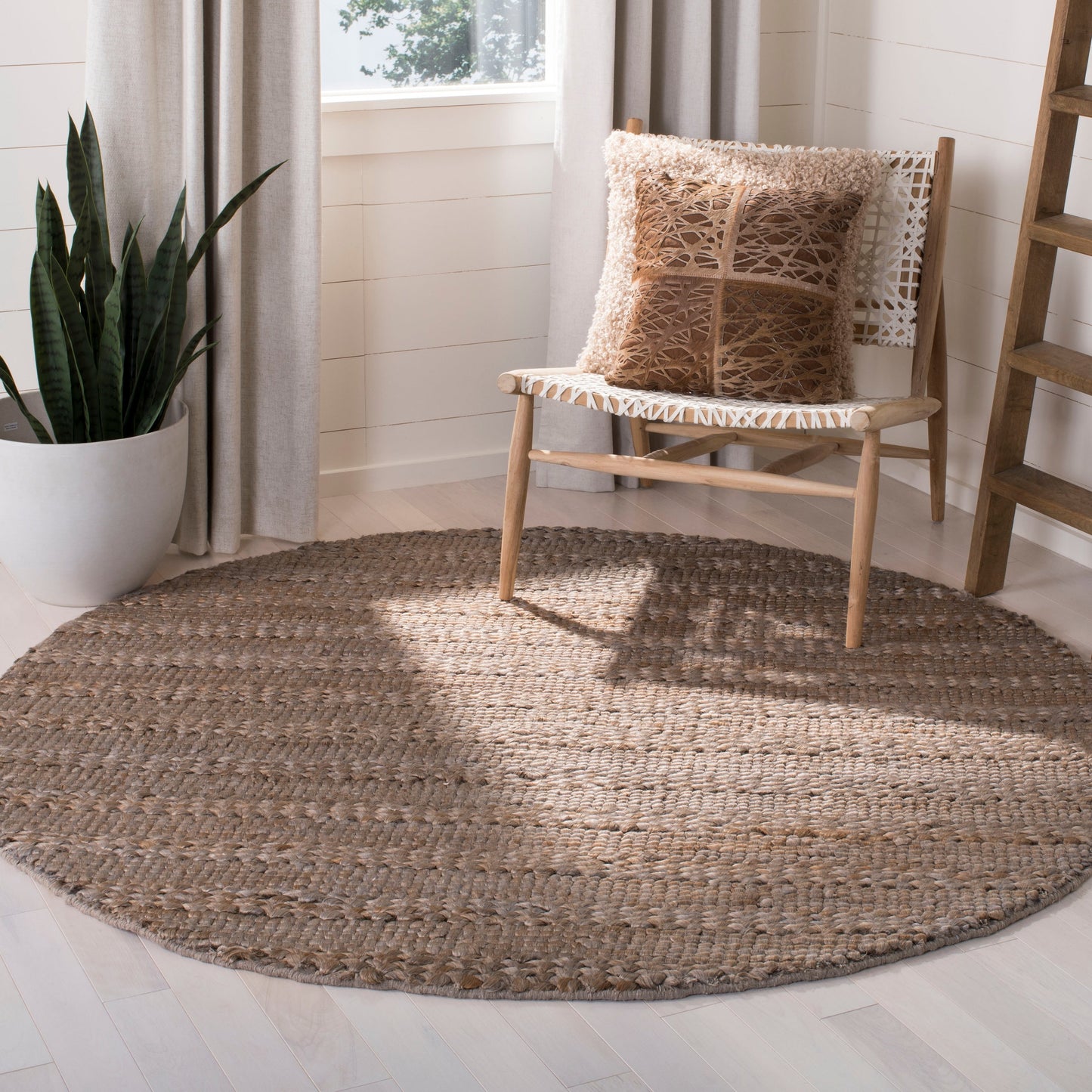 SAFAVIEH Tapis en jute Zaniyah en fibre naturelle fait à la main