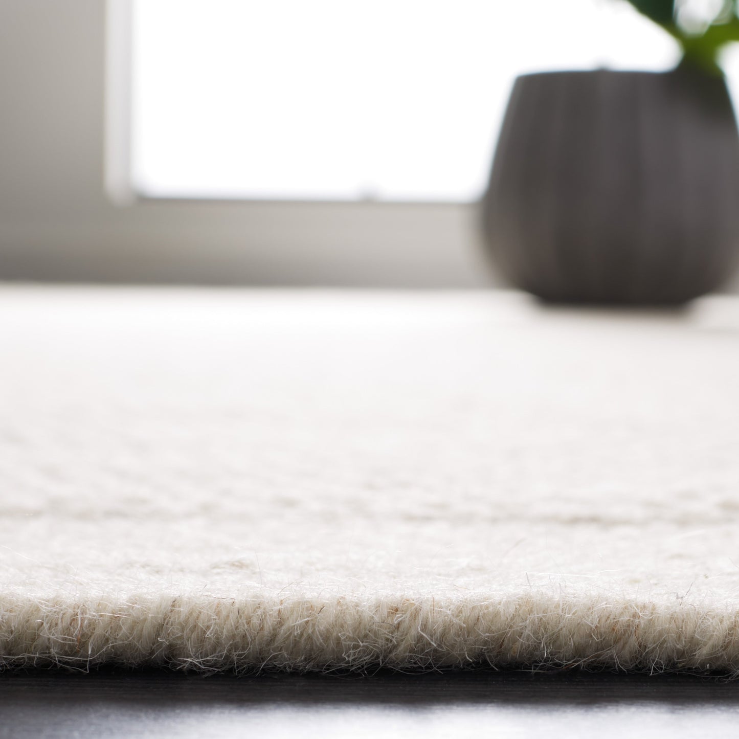 Tapis en laine Karie fait main du Vermont par SAFAVIEH