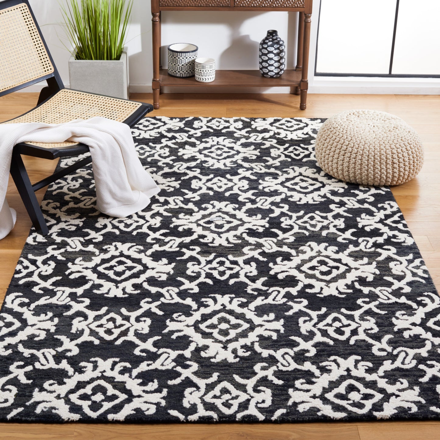 SAFAVIEH, Tapis en laine moderne à motif floral Blossom Vesela, fait main