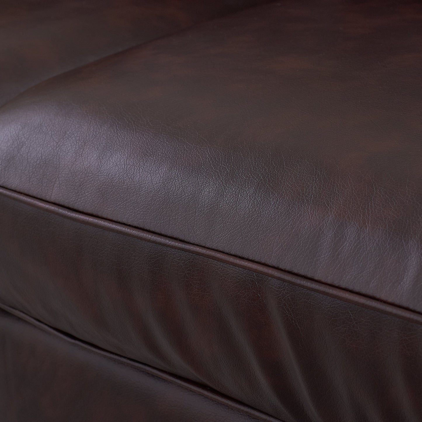 Canapé Serta Palisades 73 avec accoudoirs droits, polyester facile d'entretien, dossier moelleux et coussins d'assise à ressorts ensachés