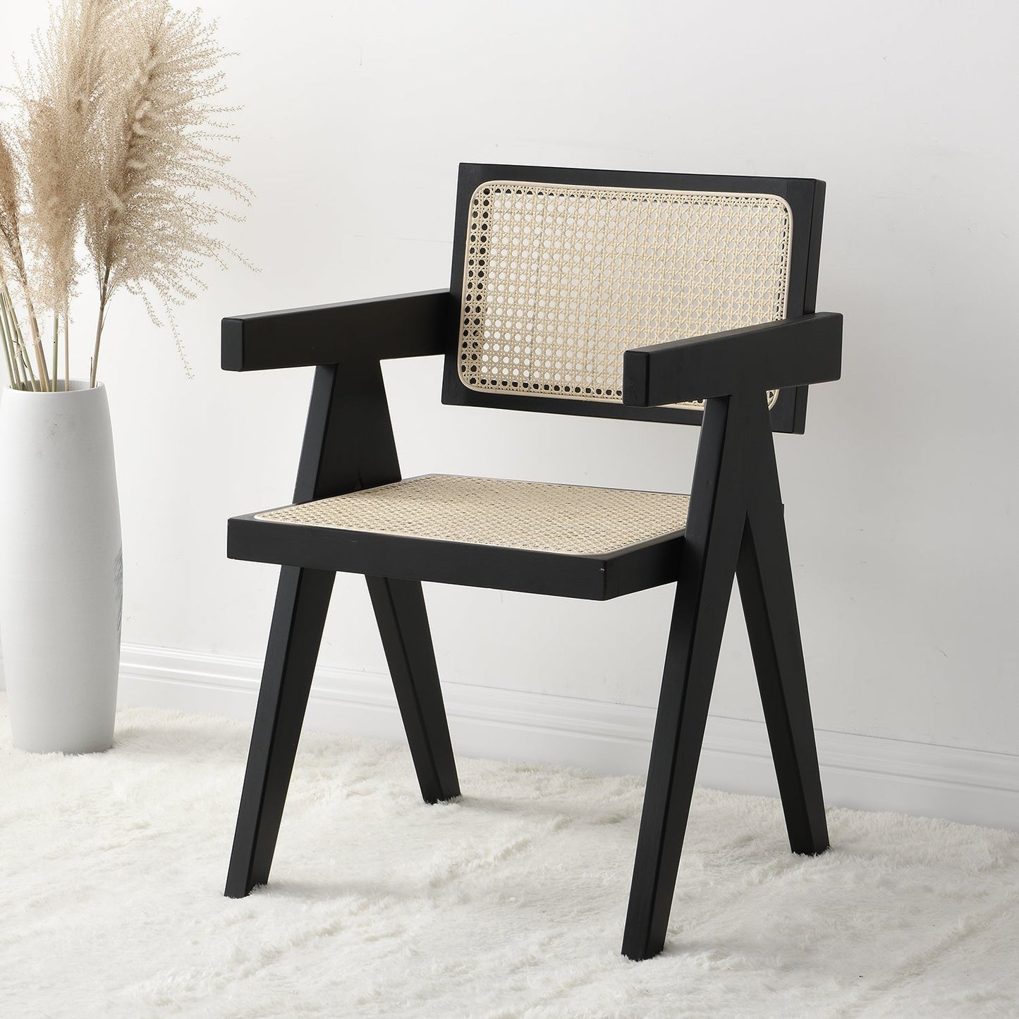 Chaise de salle à manger Jeanne en bois de hêtre massif et rotin noir