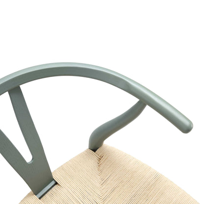 Chaise de salle à manger Hansel en bois tressé naturel, structure vert sauge