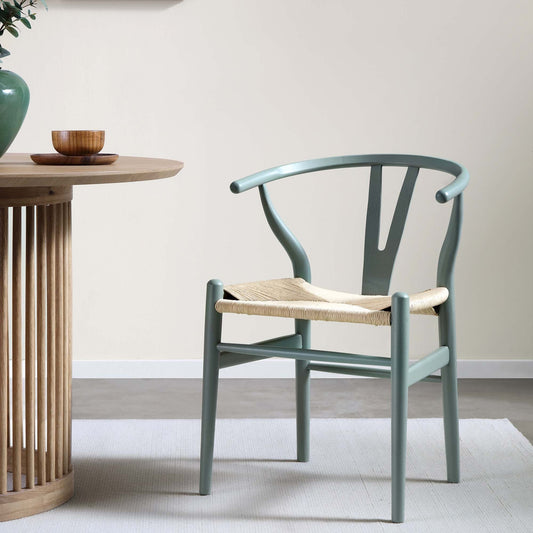 Chaise de salle à manger Hansel en bois tressé naturel, structure vert sauge