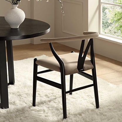 Chaise de salle à manger rembourrée Hansel Wishbone, velours taupe et cadre noir