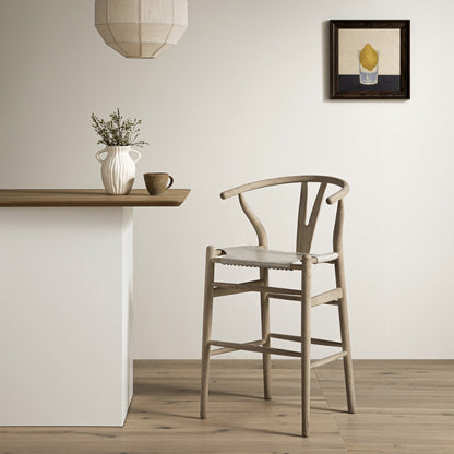 Tabouret de bar Hansel, structure en orme patiné et assise en similicuir gris clair
