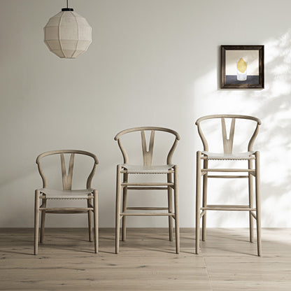 Tabouret de bar Hansel, structure en orme patiné et assise en similicuir gris clair