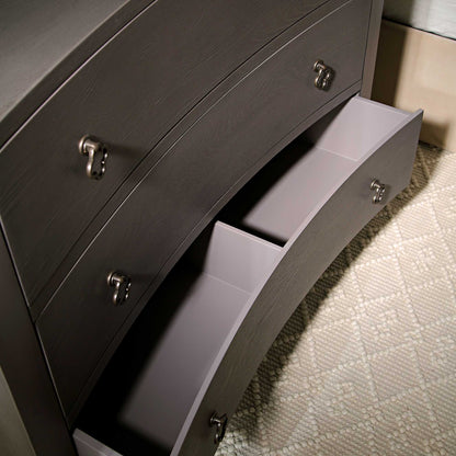 Commode concave Thalia à 3 tiroirs, chêne argenté