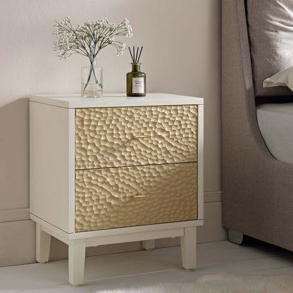 Table de chevet sculptée Bianca Chip, beige sable et ivoire