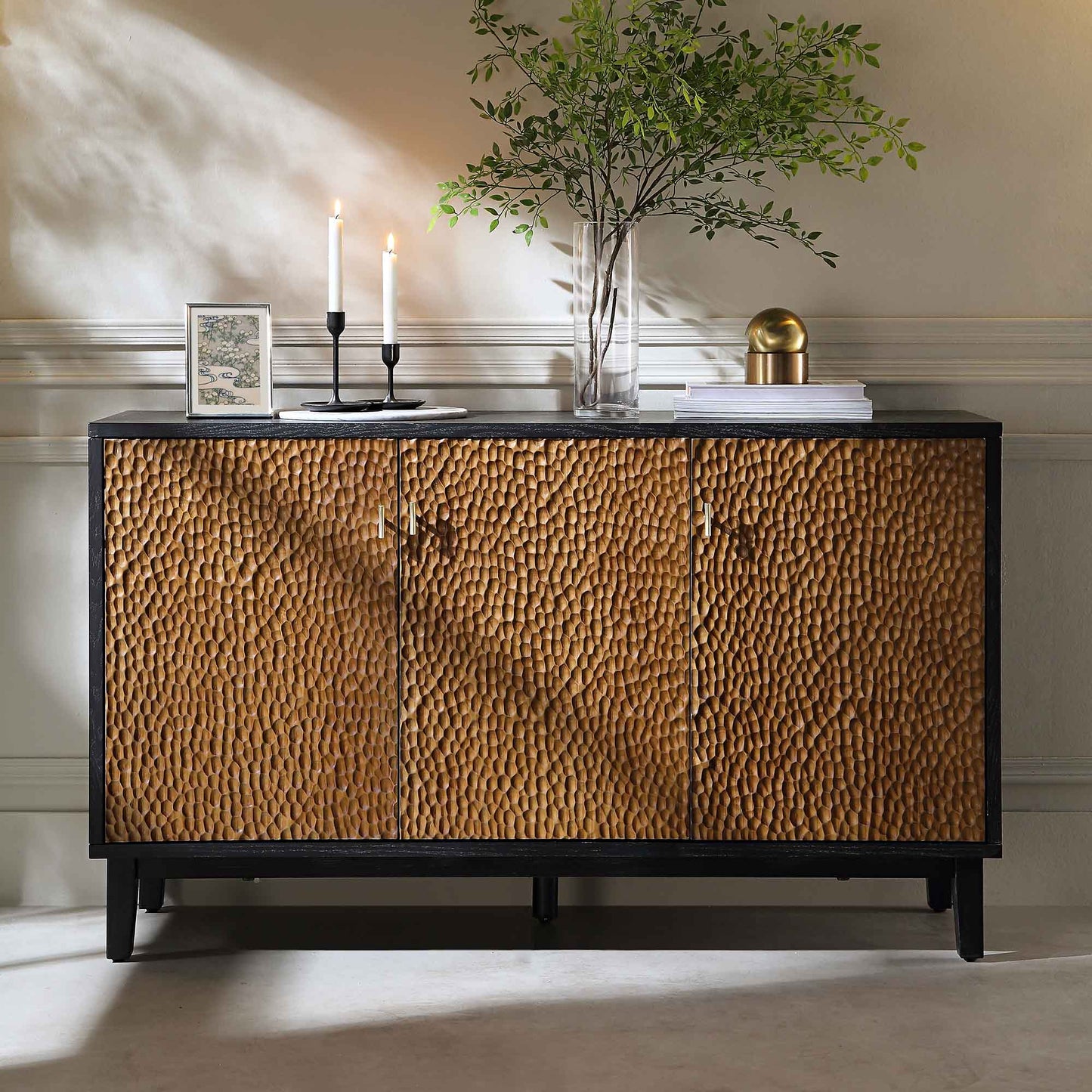 Buffet 3 portes sculpté Bianca Chip, bronze antique et noir