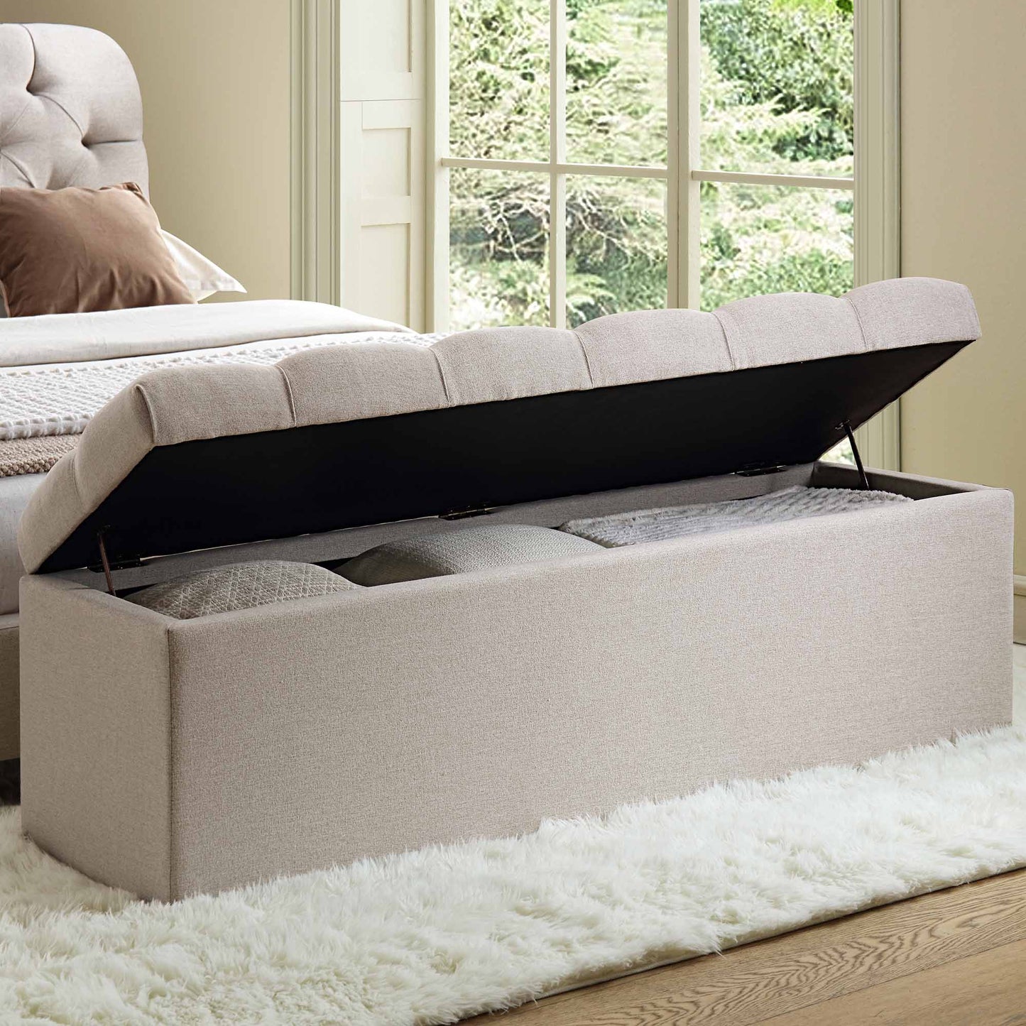 Banc de rangement ottoman à boutons profonds Leamington, tissu avoine